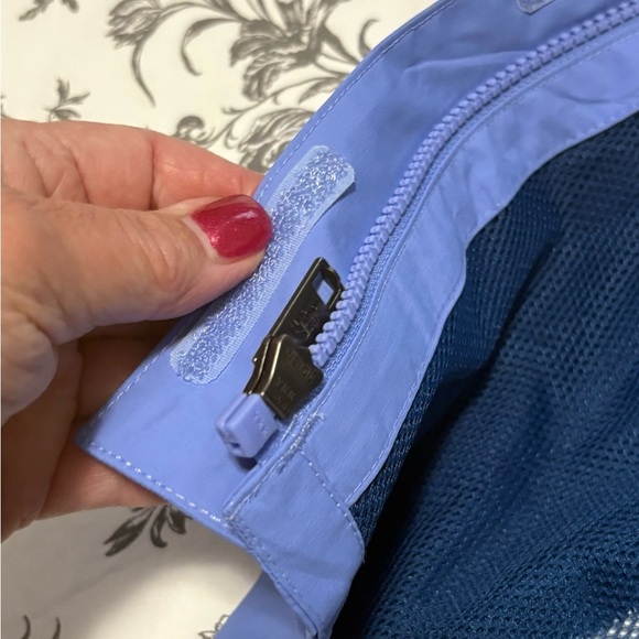 The North Face Antora Rain Jacket Light Blue / Dark Blue 14/16 - Picture 9 of 10